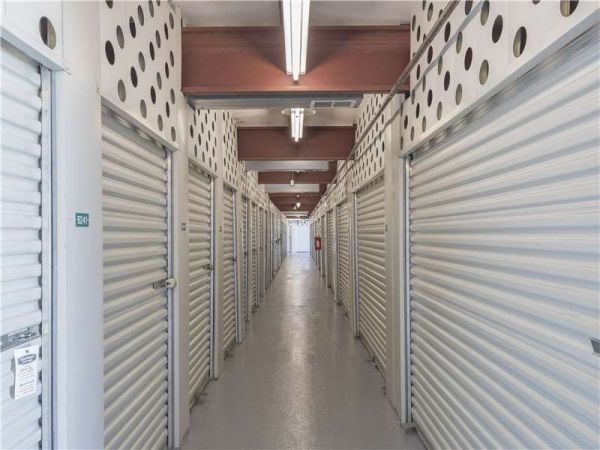 Extra Space Storage - 0412 - Farmington Hills - Grand River Ave - 38875 Grand River Avenue