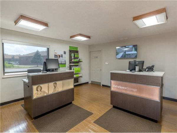 Extra Space Storage - 1548 - Fairfield - Fairfield Business Dr - 6700 Fairfield Business Dr
