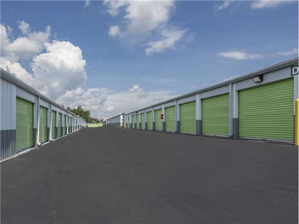 Extra Space Storage - 1744 - Lexington - Northpoint Dr - 120 Northpoint Drive