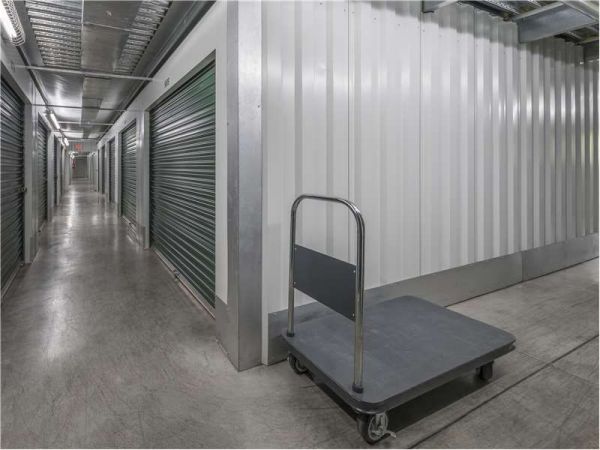 Extra Space Storage - 1744 - Lexington - Northpoint Dr - 120 Northpoint Drive