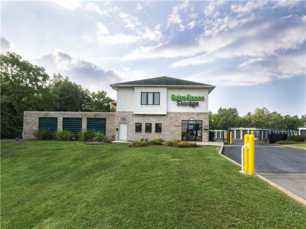 Extra Space Storage - 8607 - Indianapolis - Washington Street - 9499 East Washington Street