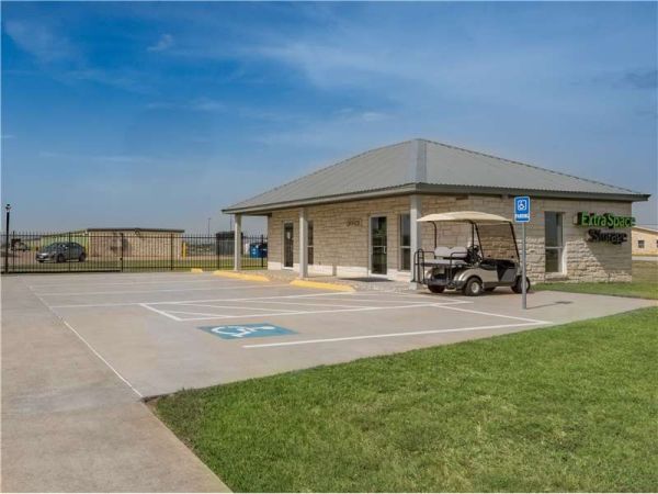 Extra Space Storage - 1790 - Belton - Loop 121 - 580 West Loop 121