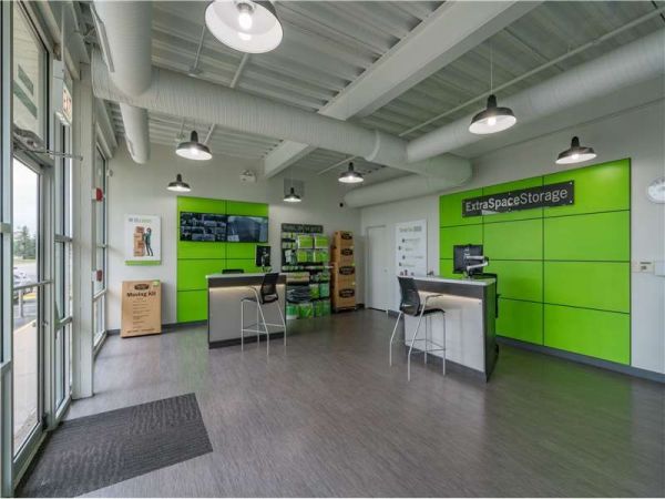 Extra Space Storage - 1811 - Country Club Hills - Kilbourne Ave - 16869 Kilbourne Street