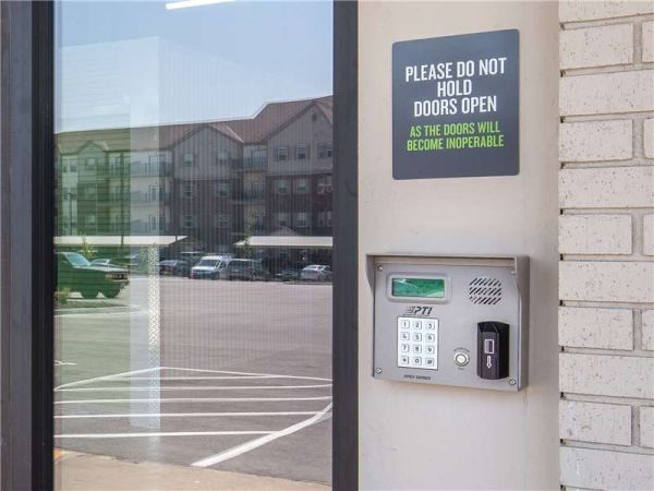 Extra Space Storage - 8824 - Kansas City - Antioch Road - 5415 Northeast Antioch Road