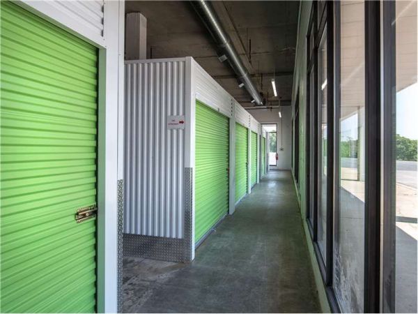 Extra Space Storage - 8824 - Kansas City - Antioch Road - 5415 Northeast Antioch Road