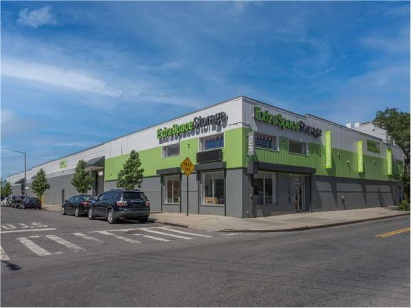Extra Space Storage - 1919 - Ridgewood - Wyckoff Ave - 1060 Wyckoff Avenue