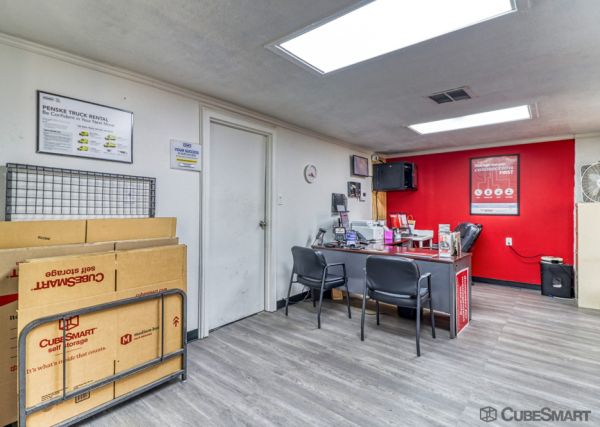 CubeSmart Self Storage TX Seagoville US 175 - 3115 U.S. 175
