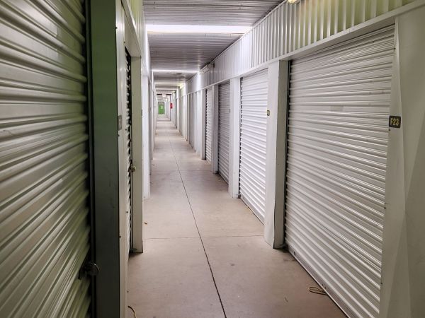 Extra Space Storage - 3067 - Arlington - Little School Rd - 1105 North Little School Road