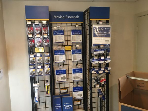 Extra Space Storage - 3070 - San Antonio - Culebra Road - 8025 Culebra Road