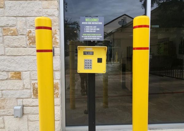 Extra Space Storage - 3071 - San Antonio - Tezel Road - 6015 Tezel Road