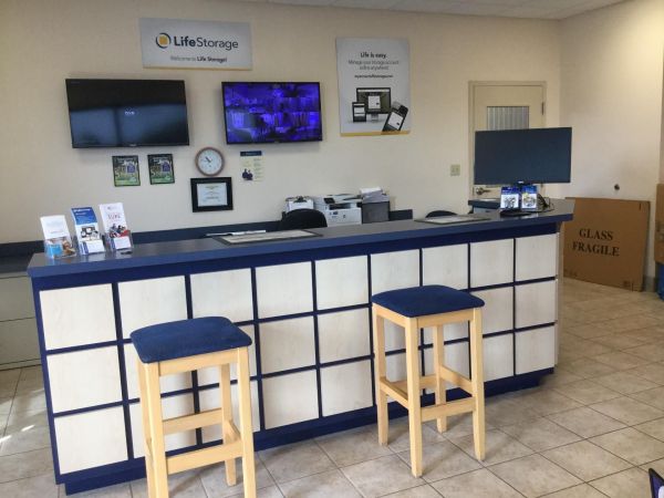 Extra Space Storage - 3075 - North Fort Myers - Tamiami Trl - 1347 North Tamiami Trail