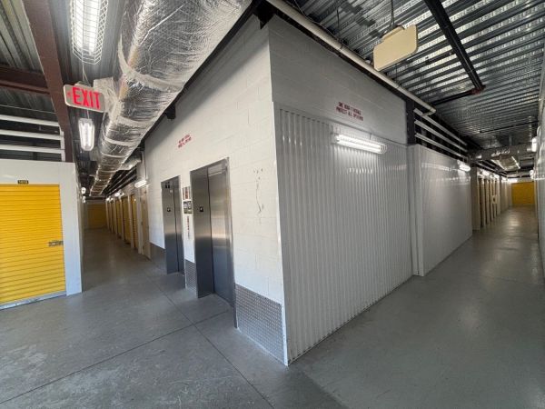 Extra Space Storage - 3075 - North Fort Myers - Tamiami Trl - 1347 North Tamiami Trail