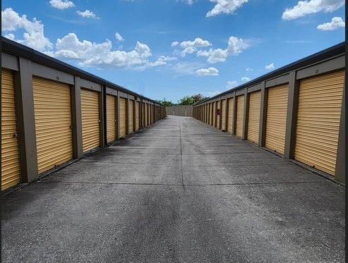 Extra Space Storage - 3076 - Plant City - Alexander St - 1005 South Alexander Street