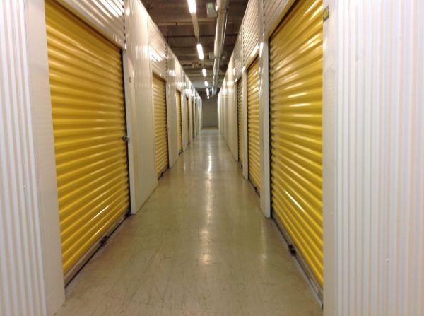 Extra Space Storage - 3087 - Rochester - University Avenue - 1180 University Avenue