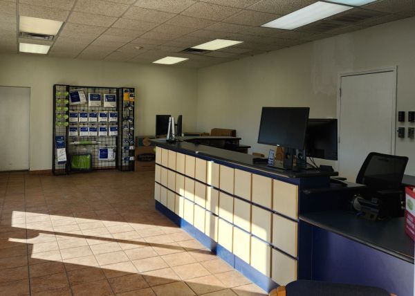 Extra Space Storage - 3087 - Rochester - University Avenue - 1180 University Avenue