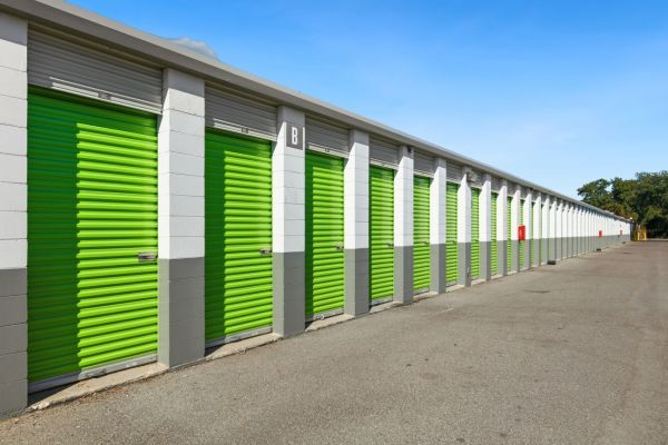 Extra Space Storage - 3116 - Tampa - Hillsborough Ave - 6010 East Hillsborough Avenue