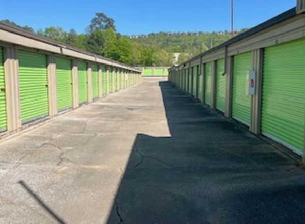 Extra Space Storage - 3125 - Birmingham - Walt Drive - 6604 Walt Drive
