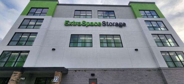 Extra Space Storage - 3166 - Dracut - Pleasant Street - 73 Pleasant Street