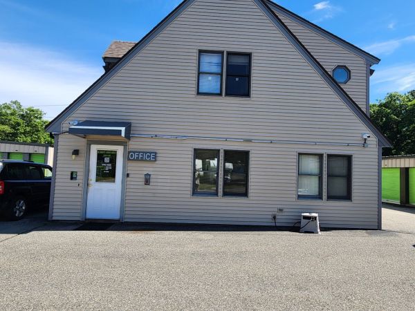 Extra Space Storage - 3171 - Sandwich - Washington Circle - 6 Washington Circle