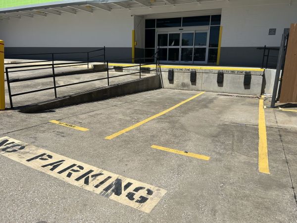 Extra Space Storage - 3185 - Dallas - Harry Hines Blvd - 4640 Harry Hines Boulevard