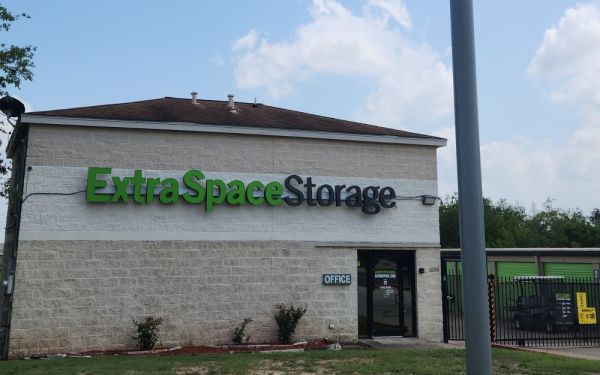 Extra Space Storage - 3204 - San Antonio - Marbach Rd - 10260 Marbach Road