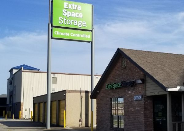 Extra Space Storage - 3207 - Baton Rouge - Florida Blvd. - 4756 Florida Boulevard