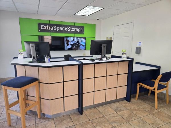 Extra Space Storage - 3234 - San Antonio - 11947 Huebner Rd - 11947 Huebner Road