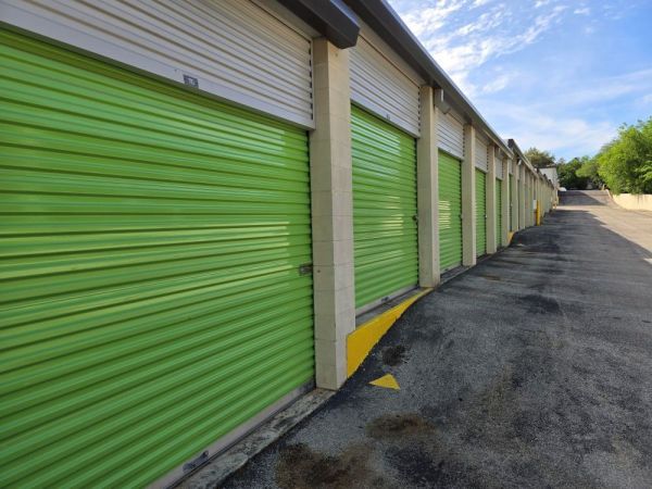 Extra Space Storage - 3234 - San Antonio - 11947 Huebner Rd - 11947 Huebner Road