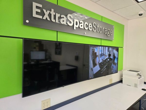 Extra Space Storage - 3234 - San Antonio - 11947 Huebner Rd - 11947 Huebner Road