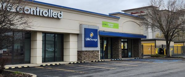 Extra Space Storage - 3251 - Lockport - Transit Rd - 6104 South Transit Road