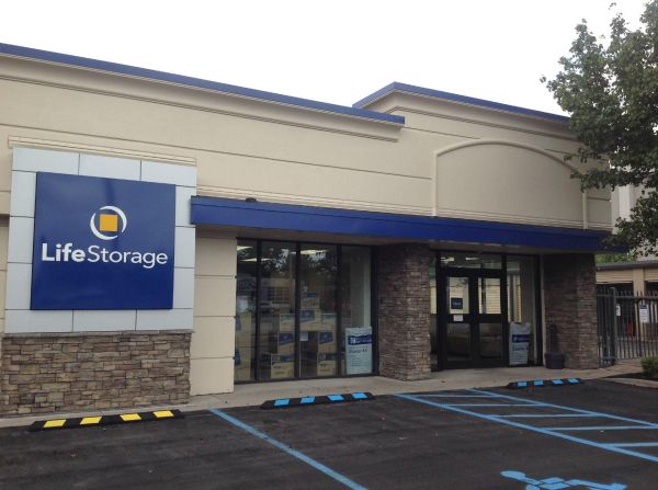 Extra Space Storage - 3251 - Lockport - Transit Rd - 6104 South Transit Road