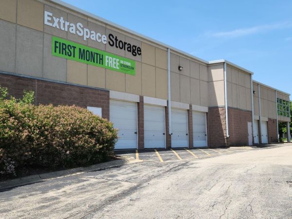 Extra Space Storage - 3307 - Lake Forest - Skokie Hwy - 1400 S South Skokie Highway