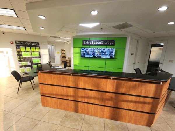 Extra Space Storage - 3314 - Atlanta - Briarwood Rd - 1890 Briarwood Road Northeast