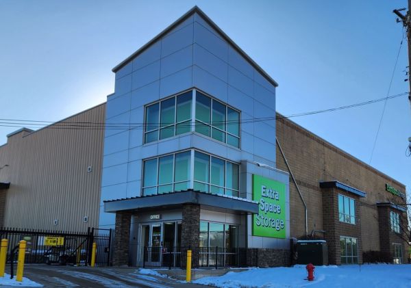 Extra Space Storage - 3381 - Alsip - 111th Street - 5253 West 111th Street