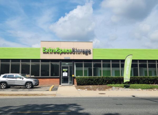Extra Space Storage - 3382 - Chicago - 5860 Pulaski Road - 5860 North Pulaski Road