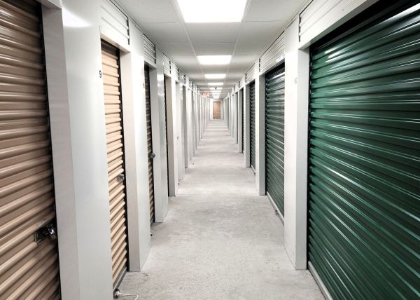 Extra Space Storage - 3415 - Lee - Calef Hwy - 44 Calef Highway