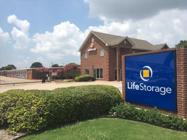 Extra Space Storage - 3469 - Plano - Coit Rd - 3405 Coit Road