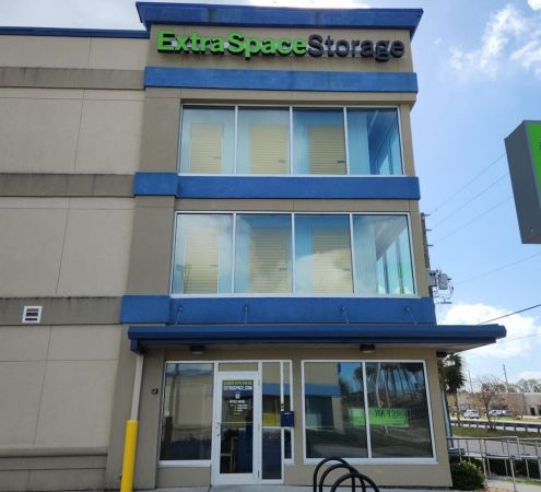 Extra Space Storage - 3625 - St Petersburg - Tyrone Blvd - 2925 Tyrone Boulevard North