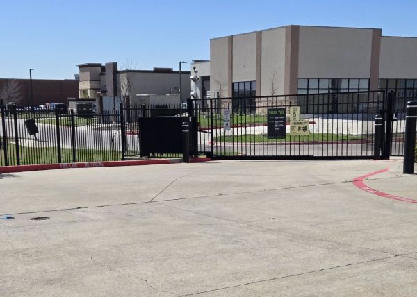 Extra Space Storage - 3629 - Lewisville - Windhaven Pkwy - 4800 Windhaven Parkway