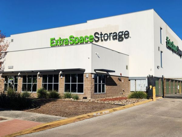 Extra Space Storage - 3658 - San Antonio - Nacogdoches Rd - 16939 Nacogdoches Road