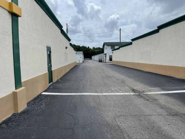 Extra Space Storage - 3683 - Largo - Starkey Rd - 1675 STARKEY ROAD