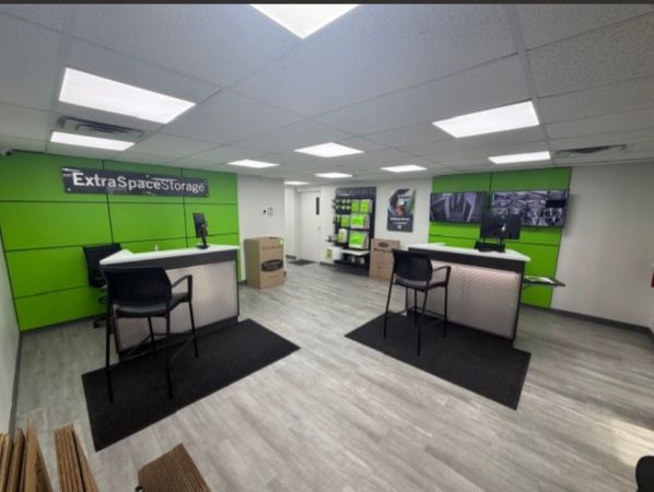 Extra Space Storage - 3683 - Largo - Starkey Rd - 1675 STARKEY ROAD