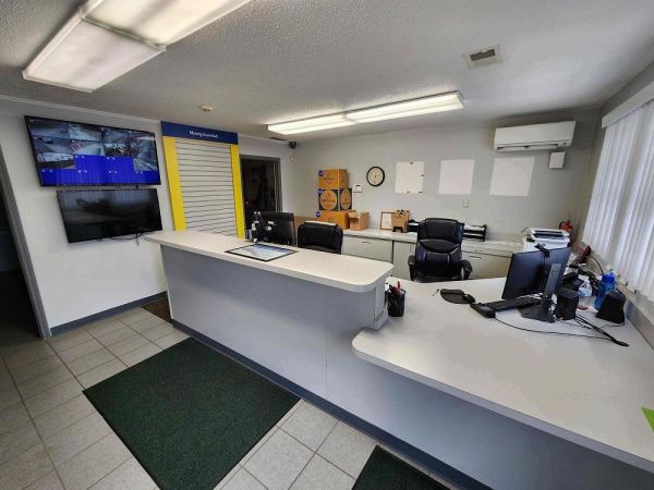 Extra Space Storage - 3686 - Decatur - Covington Hwy - 5951 Covington Highway