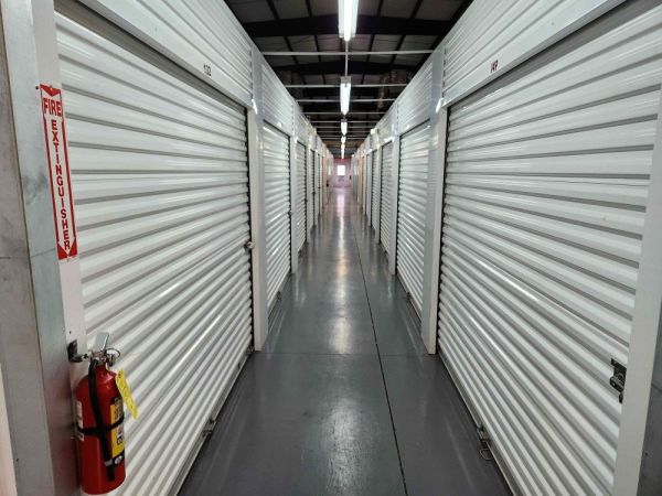 Extra Space Storage - 3686 - Decatur - Covington Hwy - 5951 Covington Highway