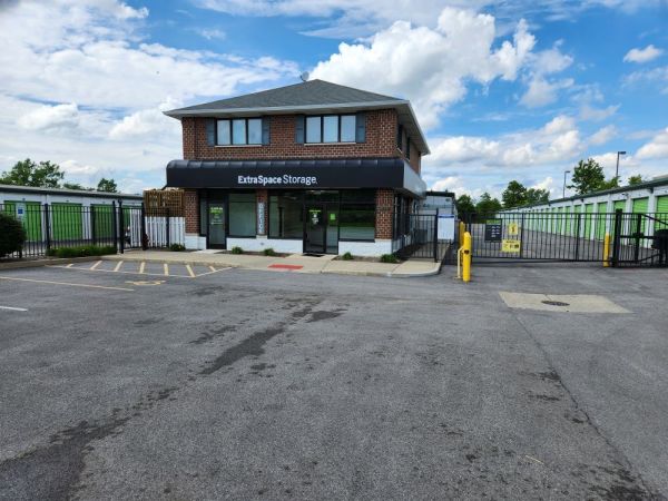 Extra Space Storage - 3696 - Lake Zurich - Rand Rd - 737 South Rand Road