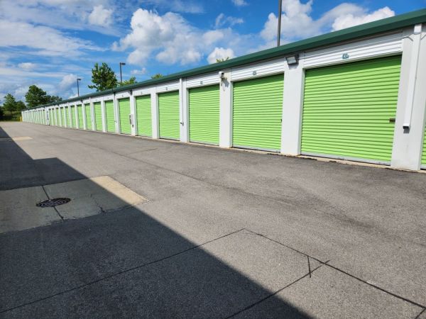 Extra Space Storage - 3696 - Lake Zurich - Rand Rd - 737 South Rand Road