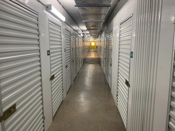 Extra Space Storage - 3765 - Garland - Shiloh Rd - 3222 North Shiloh Road