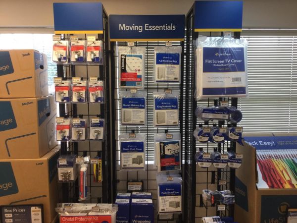 Extra Space Storage - 3765 - Garland - Shiloh Rd - 3222 North Shiloh Road