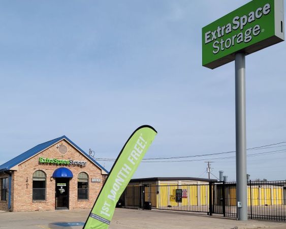 Extra Space Storage - 3784 - Arlington - Blue Danube - 1401 Blue Danube Street