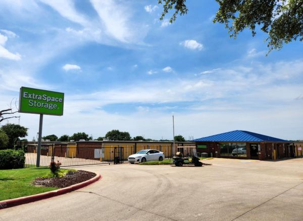 Extra Space Storage - 3792 - Plano - Plano Pkwy - 4005 West Plano Parkway
